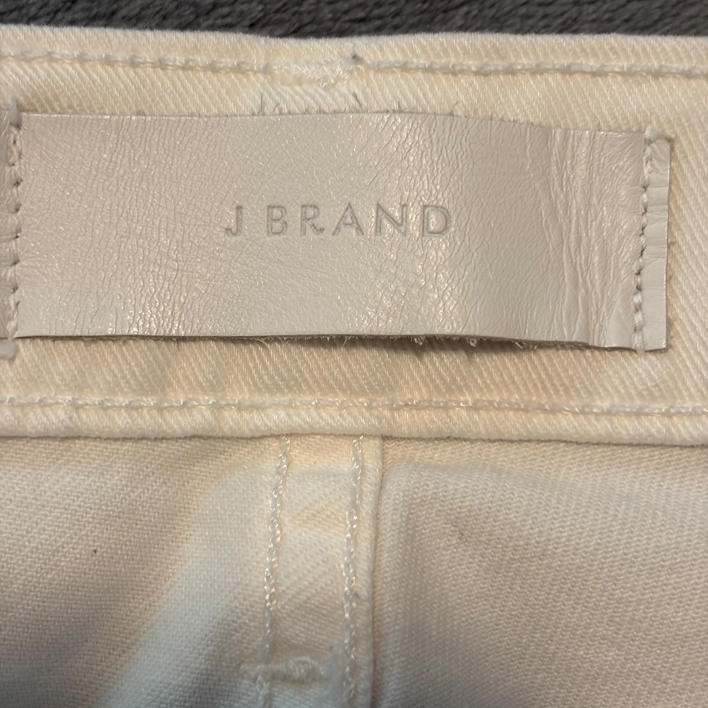 J Brand White Mens Denim Short Size 34 - Mint Condition - Picture 3 of 4